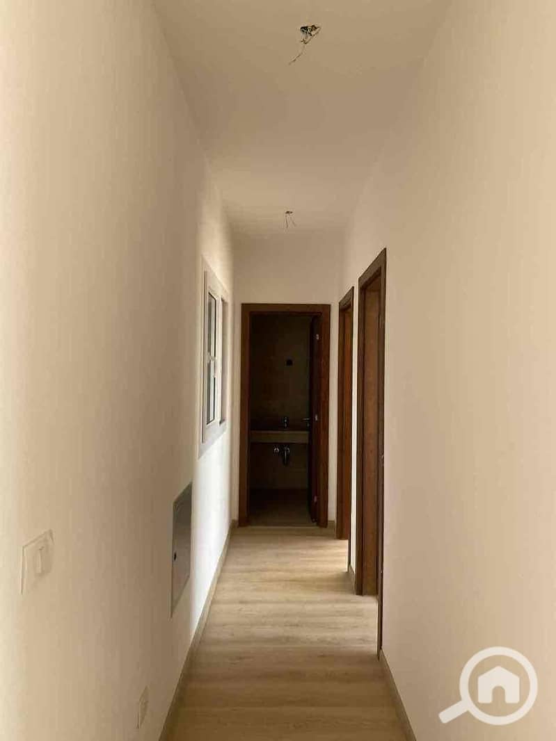 6 d659bc91-9e0f-4df9-a7d1-ff816dedadf6. jpg