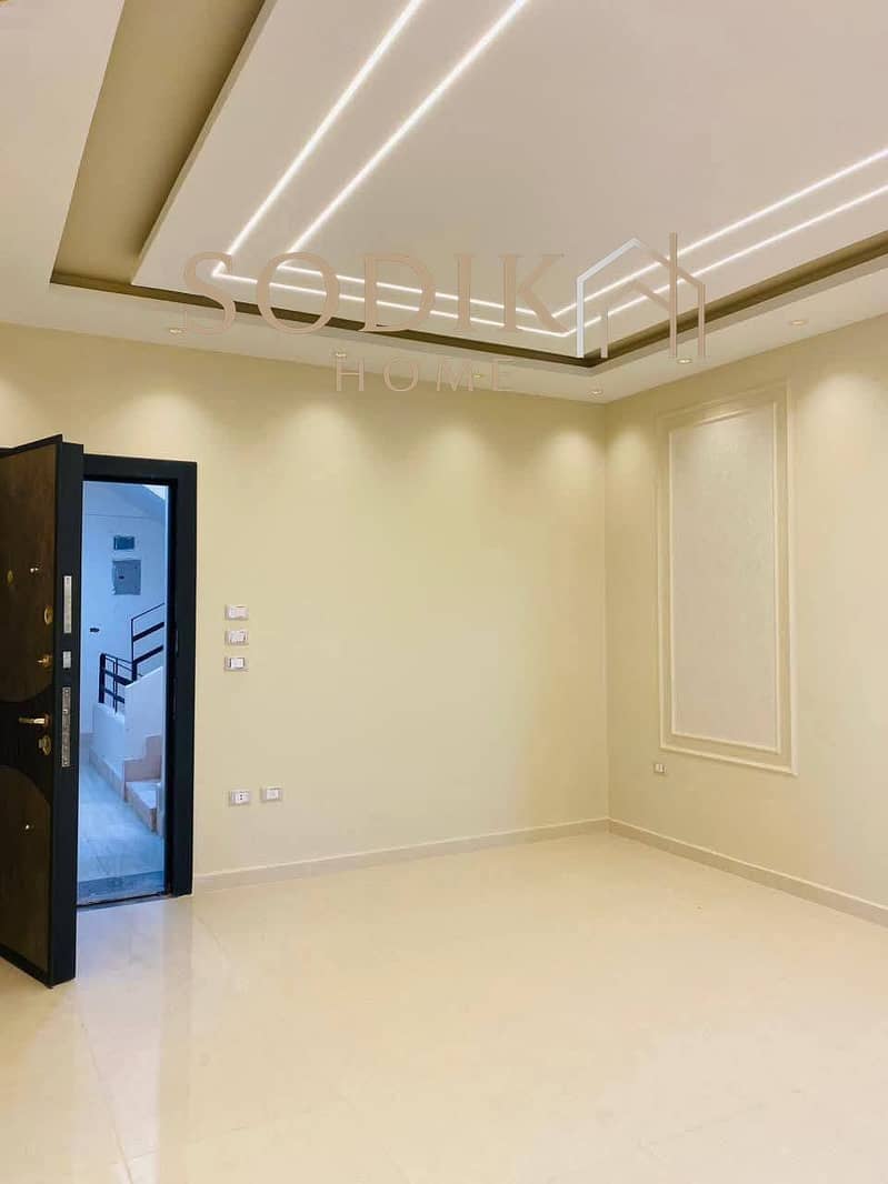 11 WhatsApp Image 2025-11-14 at 1.43. 41 PM. jpeg