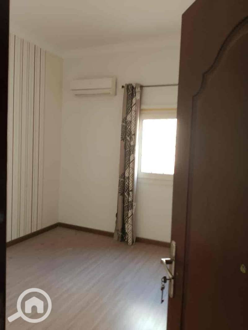 5 01d8b841-a5e5-4e17-bb65-060f2b866105. jpg