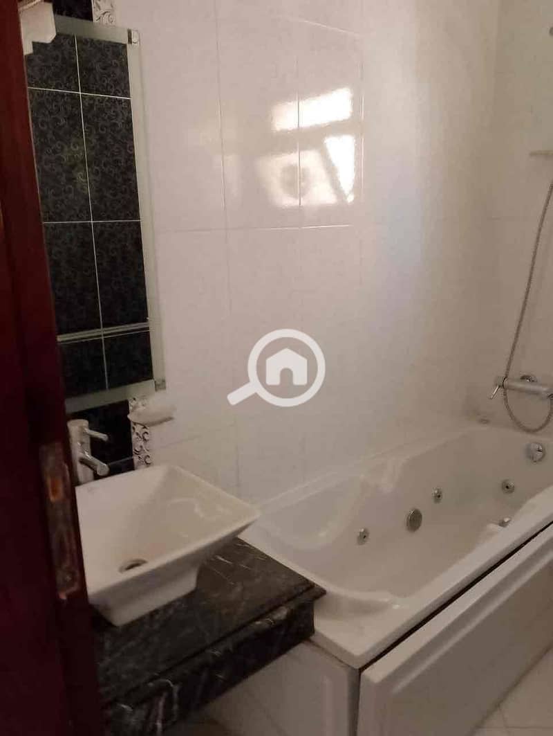 7 4a6c576d-4ae4-4a5c-b591-744a152b19e3. jpg