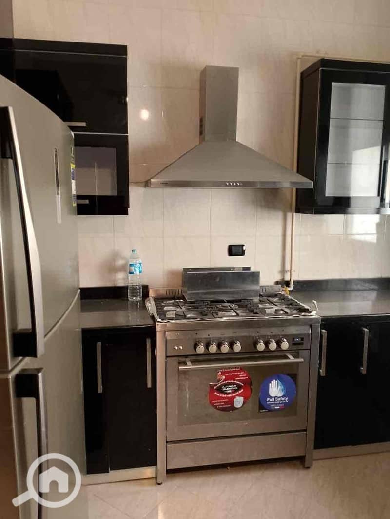 10 8ef337ee-4f52-4215-818a-373db0f93333. jpg