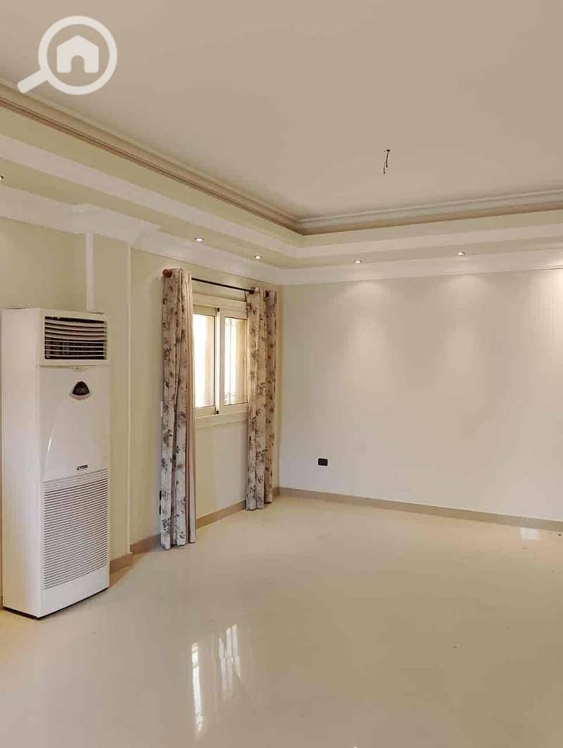 19 27869f86-2da8-4f41-936b-ea67fcf0696c. jpg