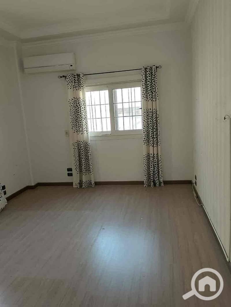 21 04ef5c69-8711-46b6-9be8-1393901b383c. jpg