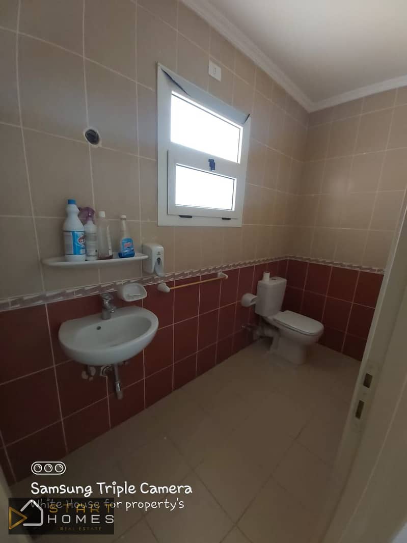 12 WhatsApp Image 2025-11-15 at 10.42. 09 AM. jpeg