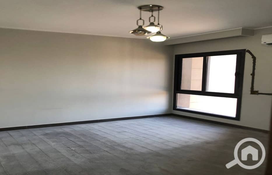 7 459320951_122175469352236077_428294733459543973_n_1400x900. jpg