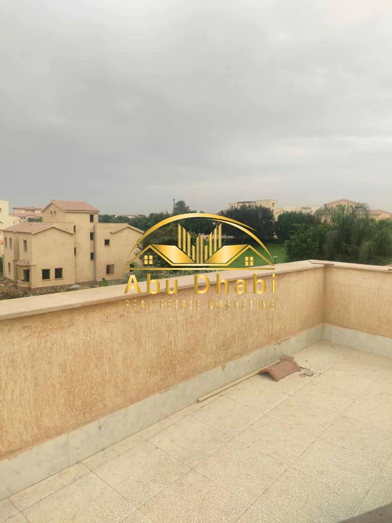 7 08ea0882-bf27-4647-bafc-f26b02bc7141. jpg