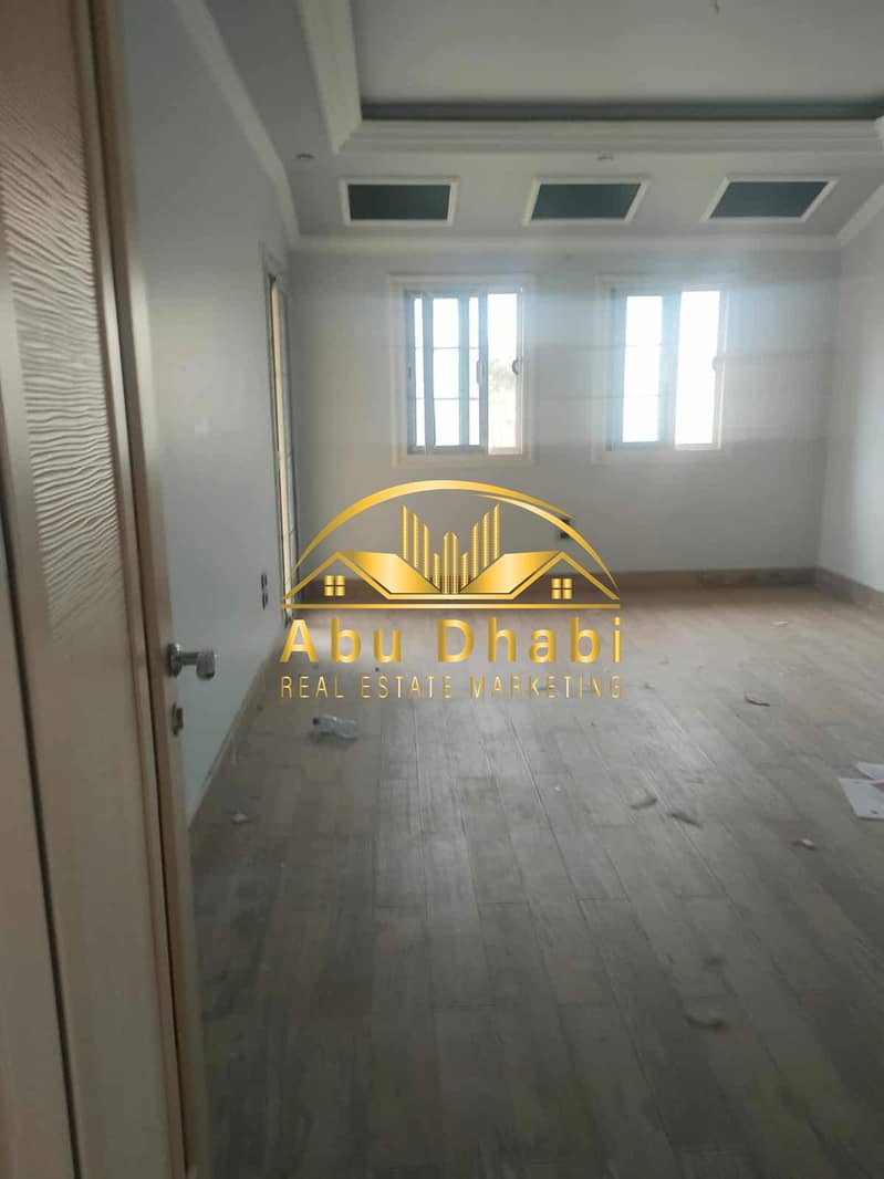 8 087bfb0f-12bb-4925-b3c1-0b80bf289cbd. jpg