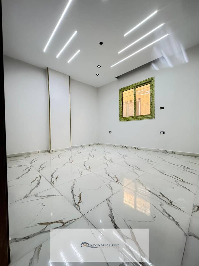 12 WhatsApp Image 2025-11-14 at 11.07. 14 AM. jpeg