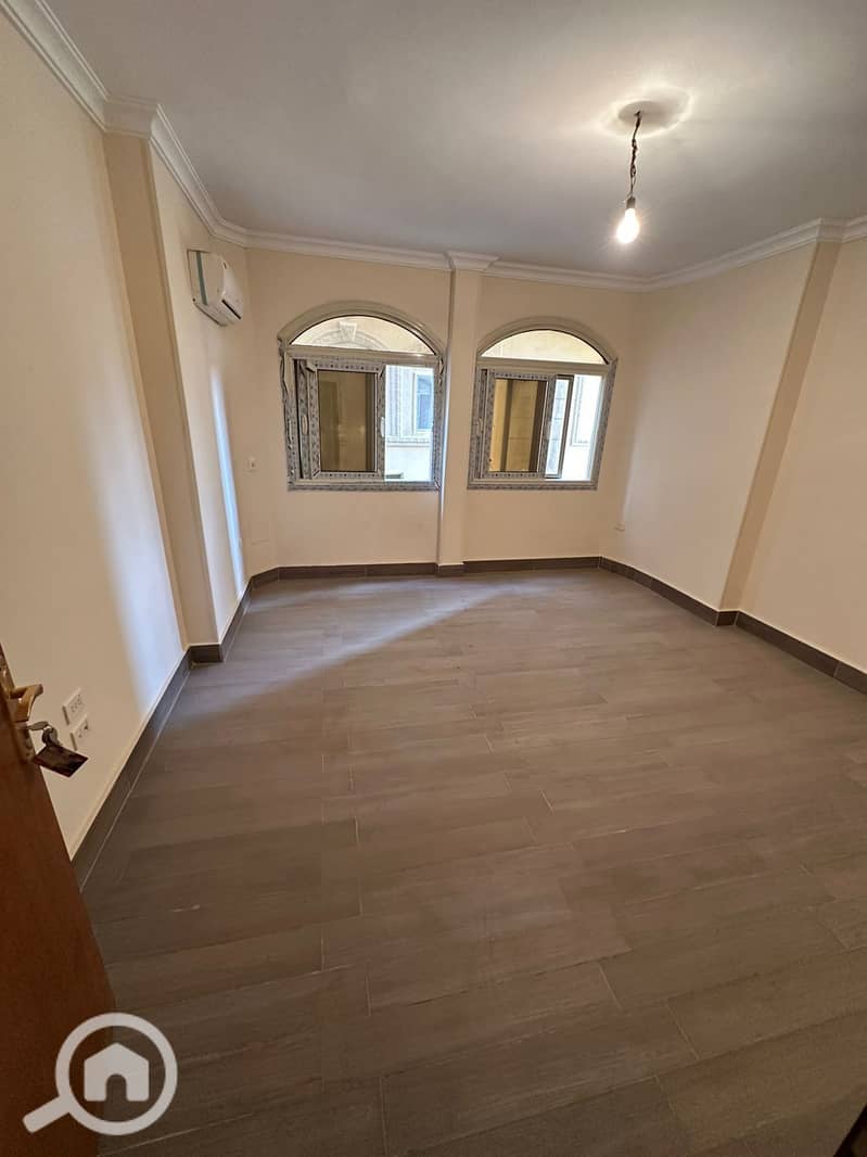 3 7967942b-2132-407a-a1bf-d4b94770be47. jpeg