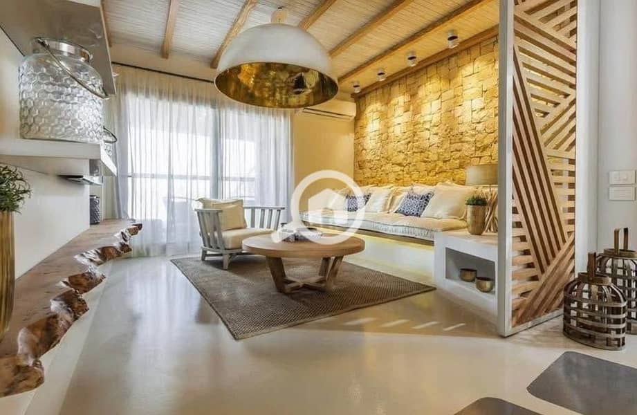 6 560615252_811724464989683_5576496089889574293_n. jpg