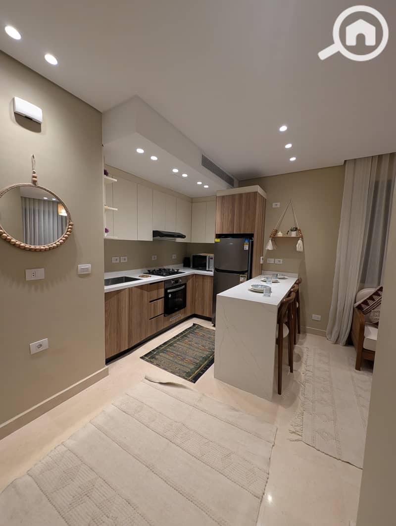 7 229baa4d-9594-4daf-bdef-b432aff7b9d1. jpeg