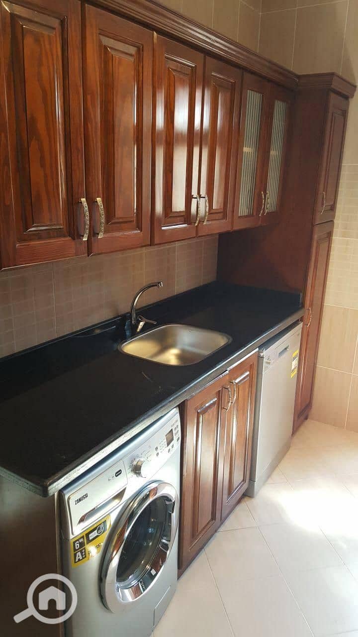 6 21507577-9715-41ba-af0b-539621aa04a3. jpeg