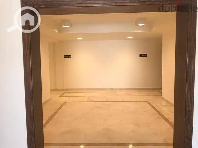 2 64344806-800x600. jpeg