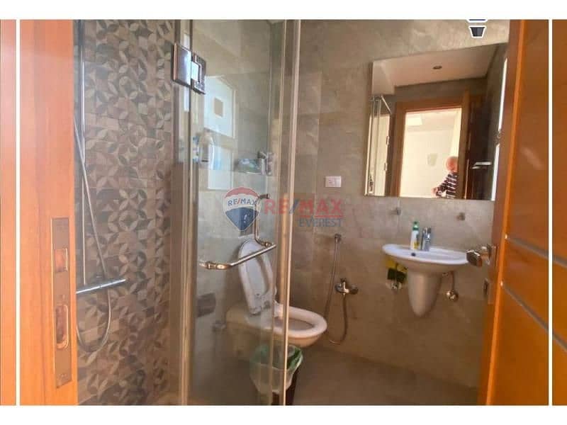 13 bce629a9-3295-45ee-ab3b-96323aa2fb1a. jpg