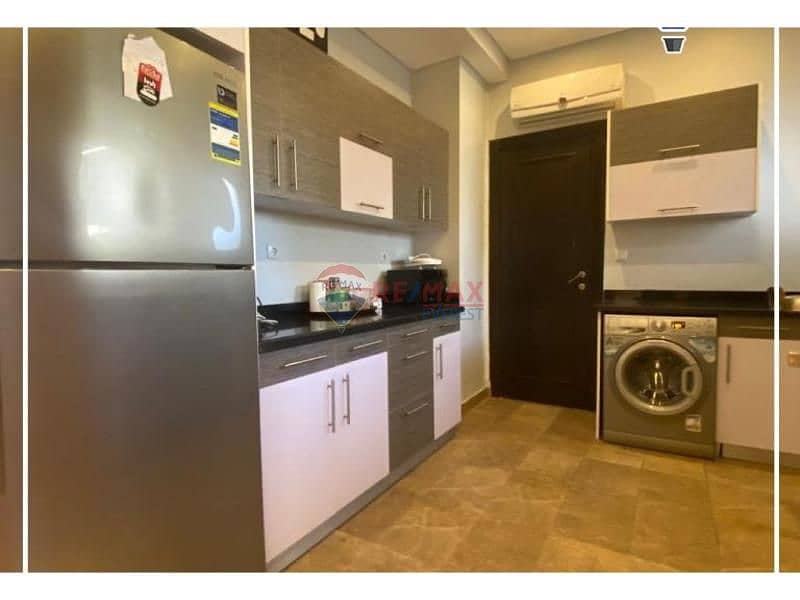 14 c5d926bd-2c23-4ed2-b5c3-1fba688e2d04. jpg