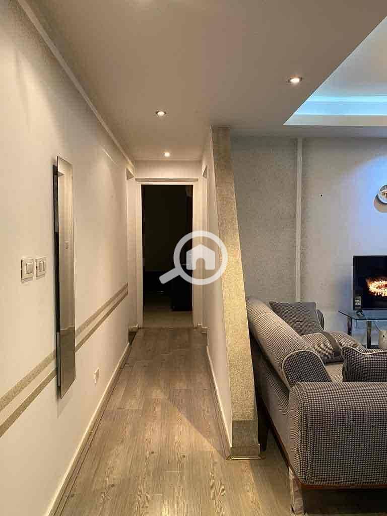 4 ddfe12b6-d641-4dd2-9809-1d900ef440b8. jpg