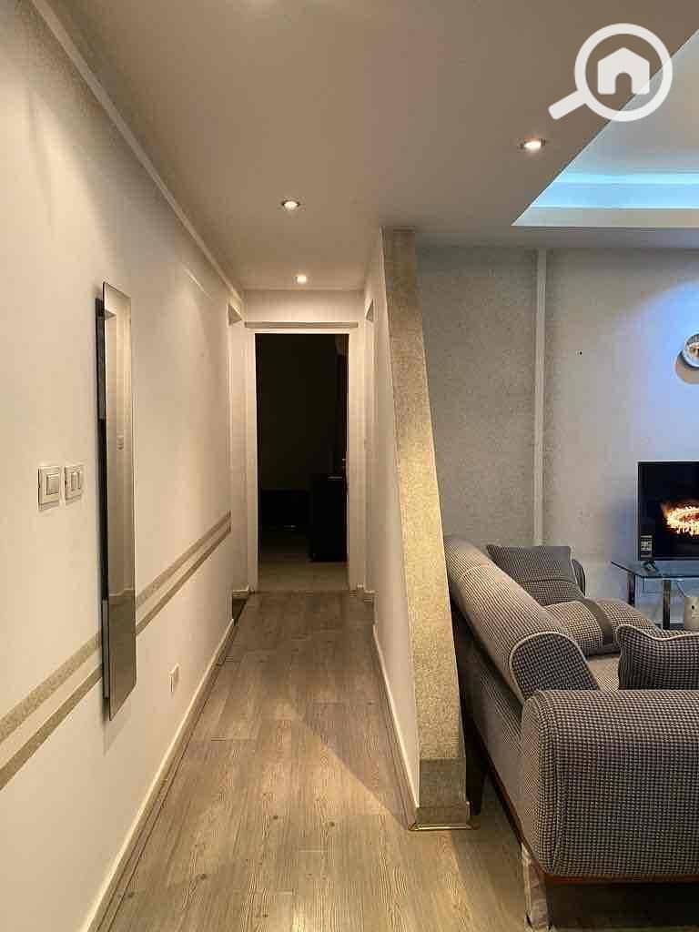 10 ddfe12b6-d641-4dd2-9809-1d900ef440b8. jpg