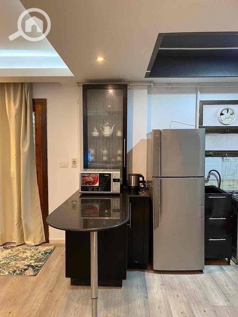 11 c4c0fc12-6030-474d-afa9-8243016c51a6. jpg