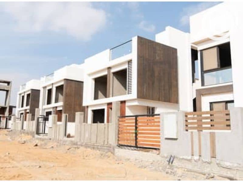 5 27227105-400x300. jpg