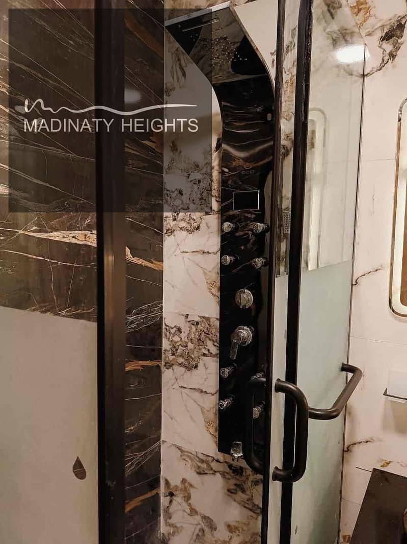 12 82144bf4-a042-43ef-ba4b-dcec8f1be89d. jpg