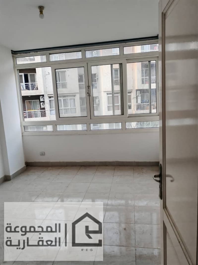 4 c6f34efc-0c49-4817-9eb6-4595beb23587. jpg