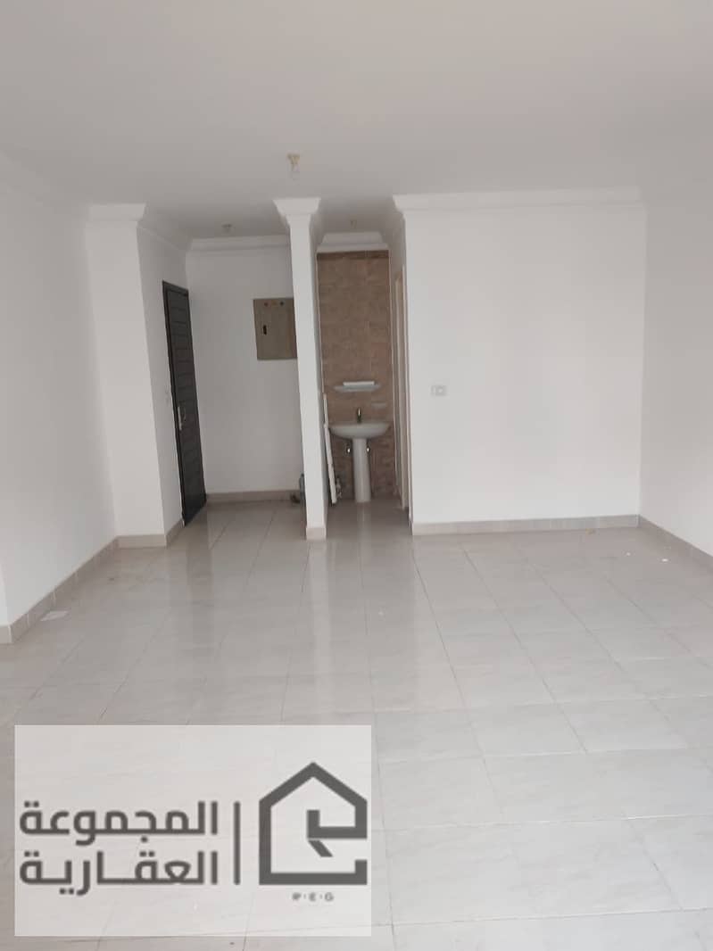 5 918ceaa8-957a-4b71-a7a0-4fd4a58b7b4b. jpg