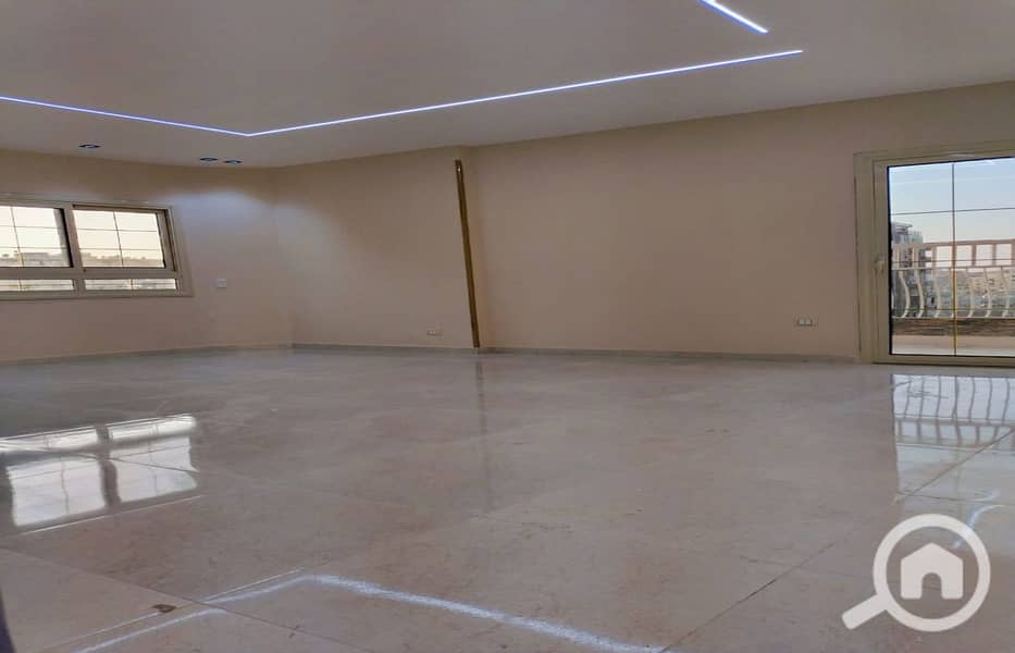 4 WhatsApp Image 2025-11-15 at 10.58. 43 AM_1400x900. jpg