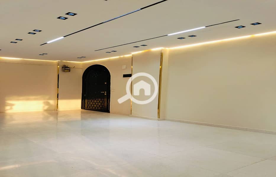 5 WhatsApp Image 2025-11-15 at 10.58. 44 AM_1400x900. jpg