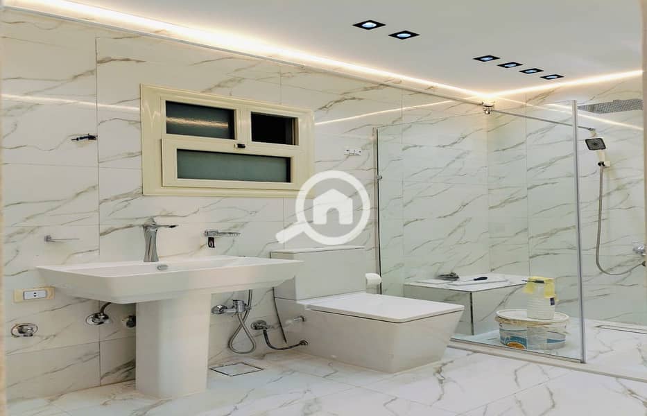 10 WhatsApp Image 2025-11-15 at 10.58. 49 AM_1400x900. jpg