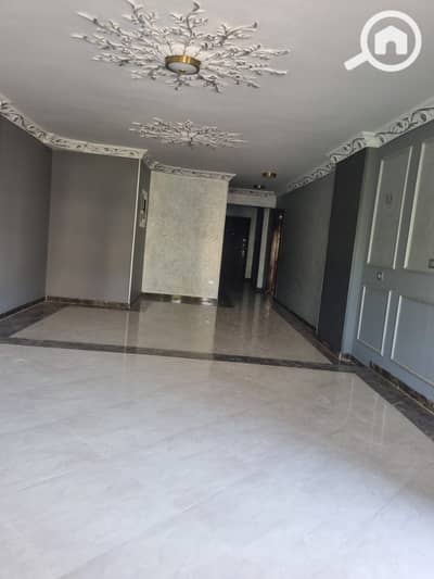 فلیٹ 3 غرف نوم للايجار في الشيخ زايد، الجيزة - IMG-20251115-WA0167. jpg فلیٹ 3 غرف نوم للايجار في الشيخ زايد، الجيزة - IMG-20251115-WA0167. jpg