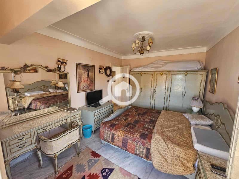 10 62d4e76c-25d2-4454-9336-33e5cecf8efc. jpg