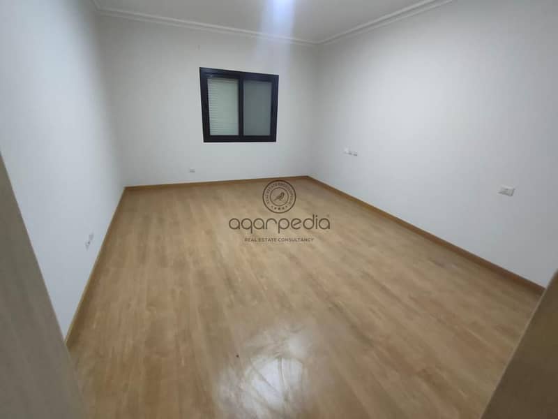 3 WhatsApp Image 2025-09-08 at 12.15. 40 PM (2). jpeg