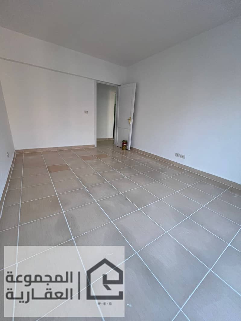 4 3878ba44-9303-4a18-a7c4-19829d69ab82. jpg