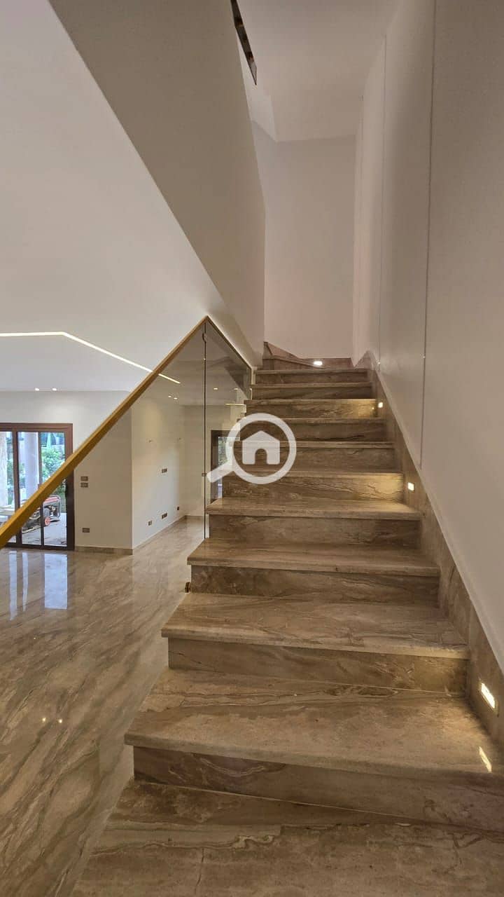 2 9a539e56-095e-4271-bc5c-86cee5989fbe. jpeg