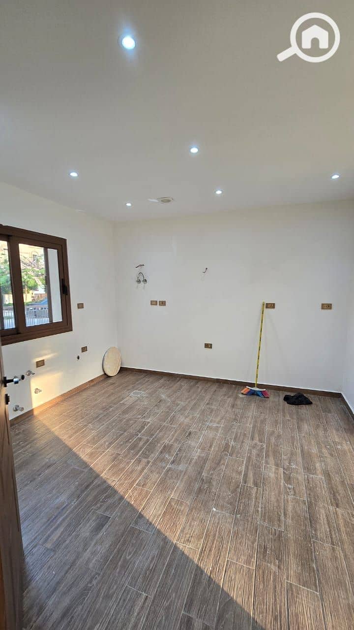 5 28d397ef-6f0b-4a01-a808-b1a0232b4e7a. jpeg