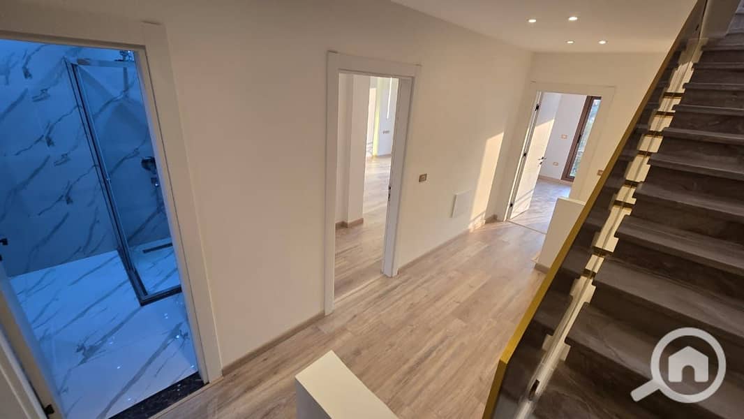 28 e82f5ea2-931f-4153-8238-e56eca823395. jpeg