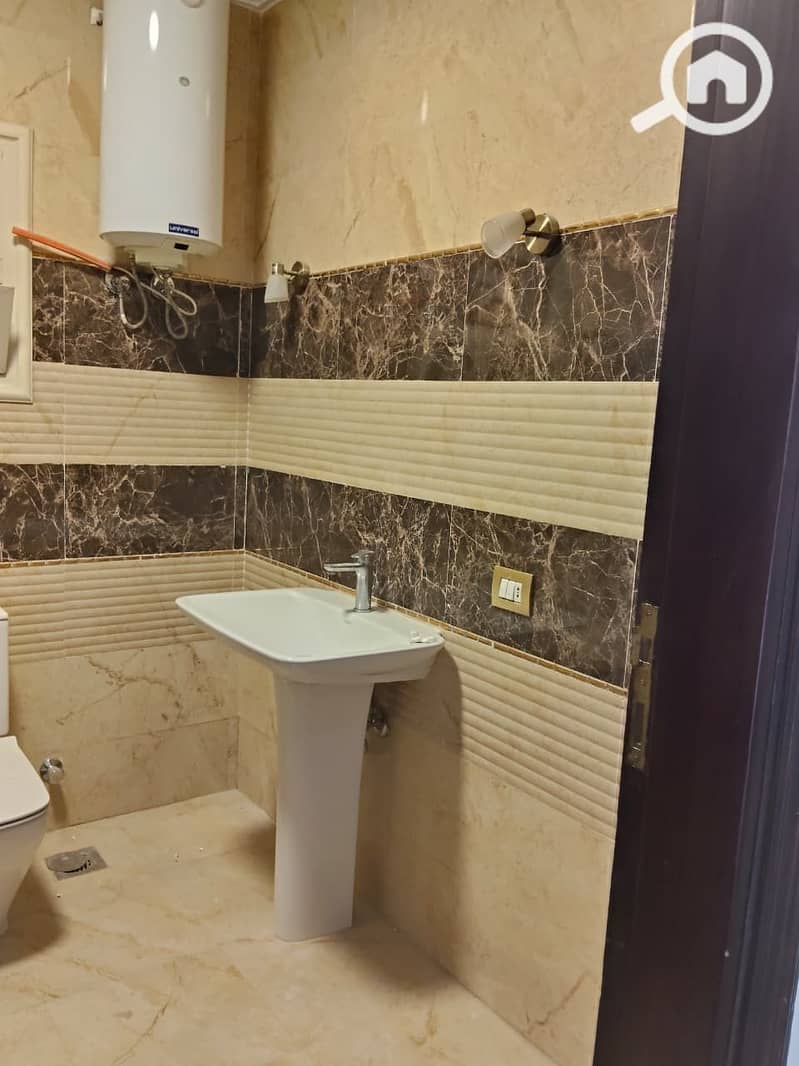 18 WhatsApp Image 2025-11-09 at 7.01. 26 AM (1). jpeg