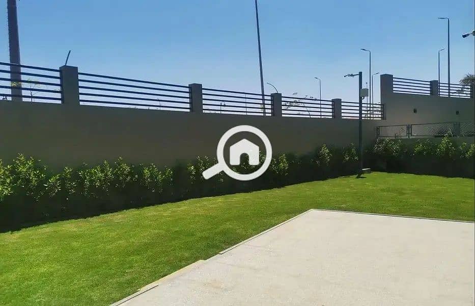 5 32706272-800x600. jpg