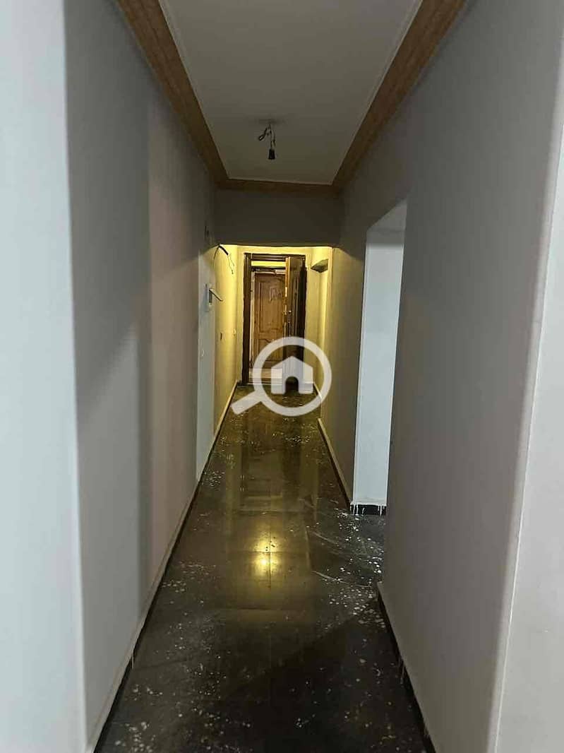 6 b046d56a-b95e-4968-8136-c14aa7d3f0ad. jpg