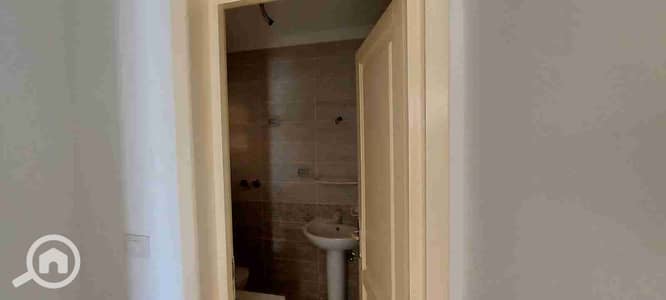 شقة 3 غرف نوم للايجار في القاهرة الجديدة، القاهرة - 1000000923. jpg