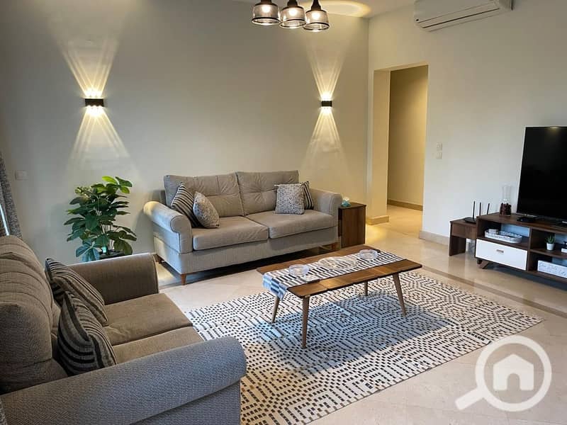 4 7df55a7d-cc9b-4c17-8bf3-053ec5f0f9ea. jpg