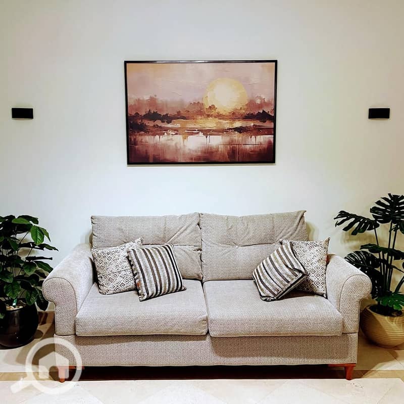 6 4e5751d6-97f8-45d5-9ca8-ac9f48c3da2d. jpg