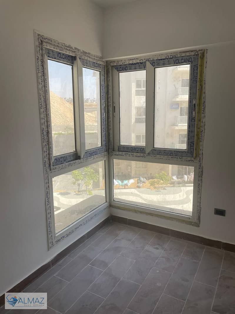 8 WhatsApp Image 2025-11-15 at 11.54. 36 AM. jpeg