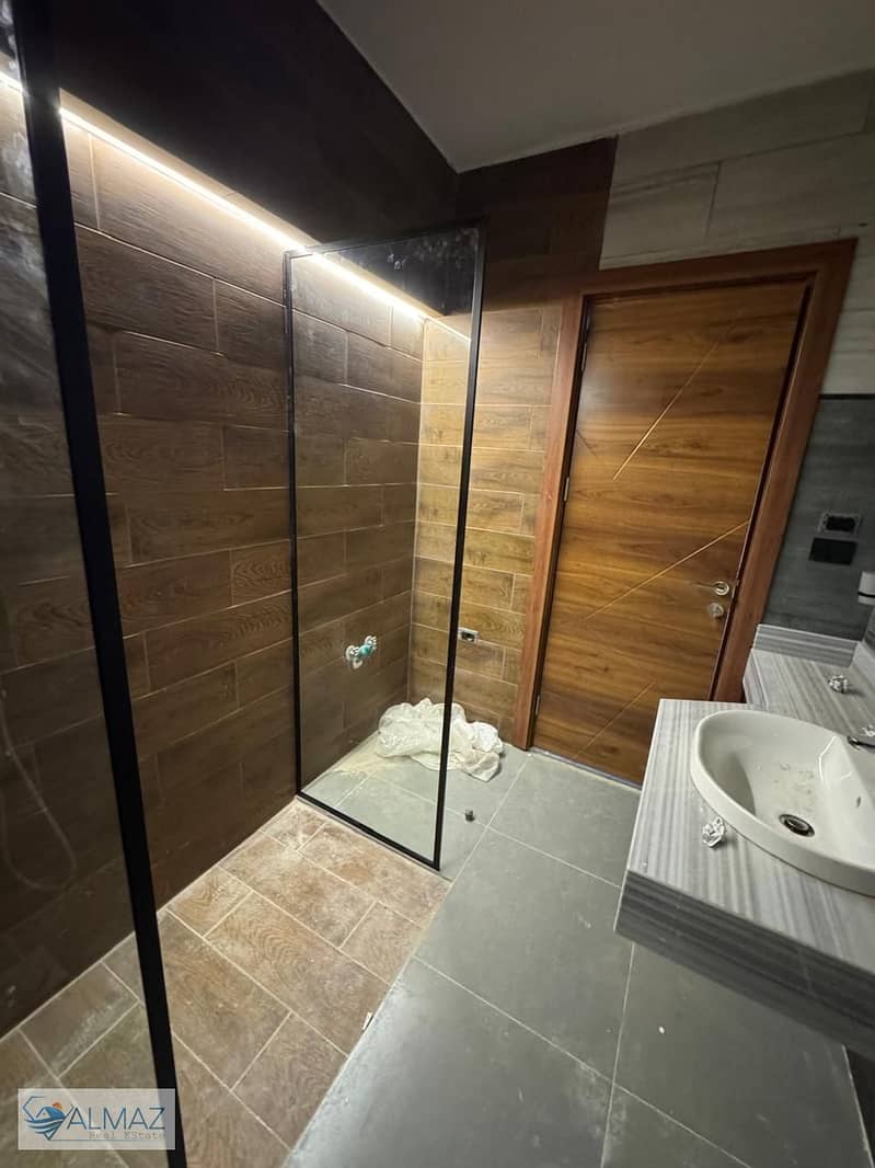 10 WhatsApp Image 2025-11-15 at 11.54. 20 AM (1). jpeg