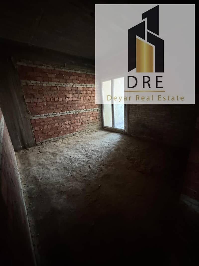 4 3ef7e519-c834-47d9-8806-ea8c97bb3da7. jpg