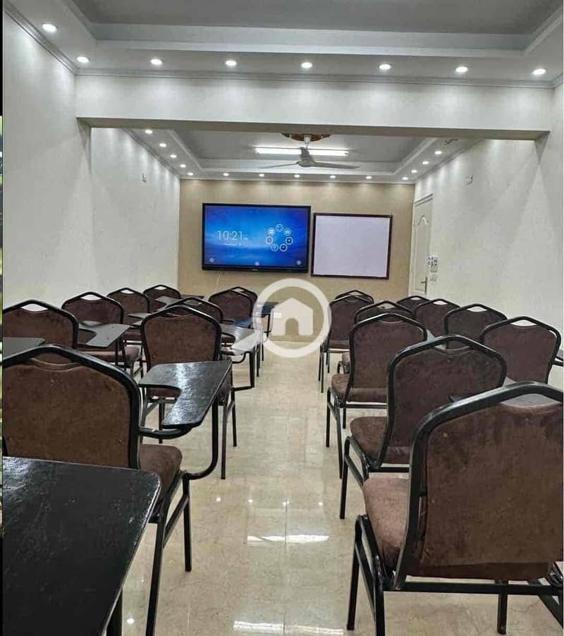 3 e27bbd8a-4a18-43ba-80aa-8b2558e8bd0b. jpg