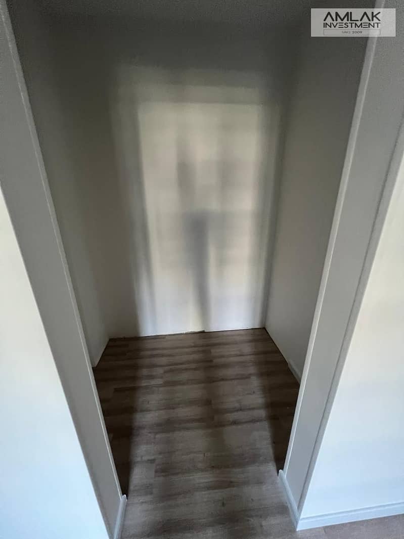 9 5119661c-97a2-405f-9787-bbc93f3c830f. jpeg