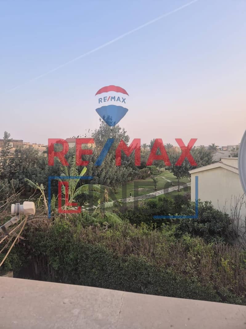 6 e48c475b-d165-4395-8d12-4c6b51d6aa87. jpg