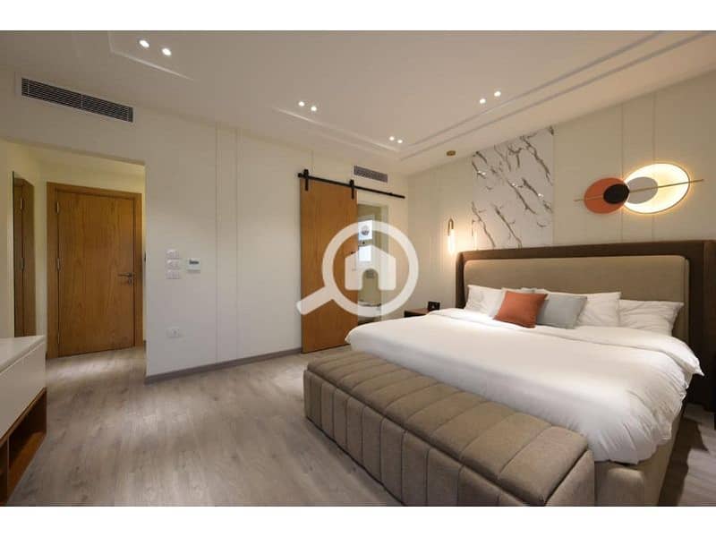 9 d6944cef-4da4-45de-84a1-ec56025a690b. jpg