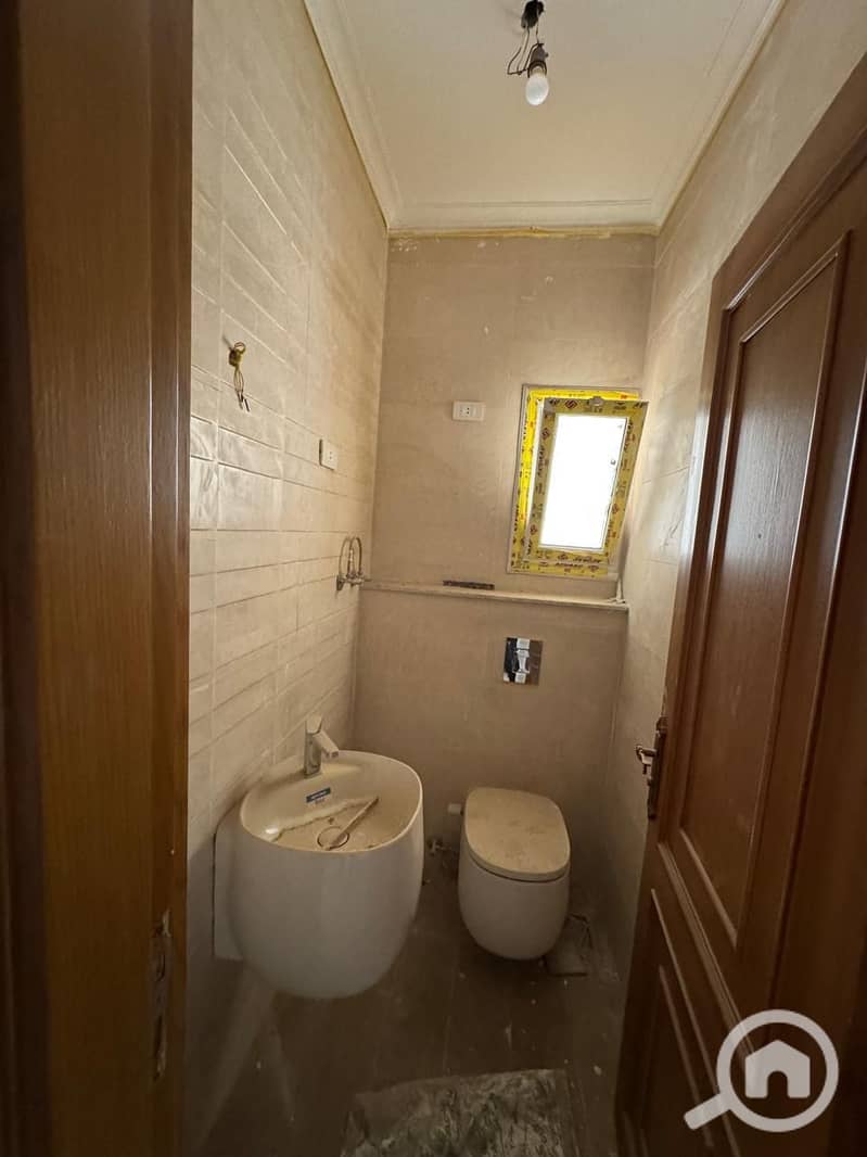 5 9d43a38b-a19d-45ce-bc73-60e145040317. jpeg